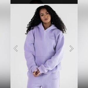 Comfrt Lavender Hoodie large NWT
